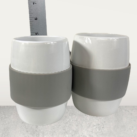 PAMPERED CHEF set of TWO cups with protective silicone sleeves - Picture 4 of 6